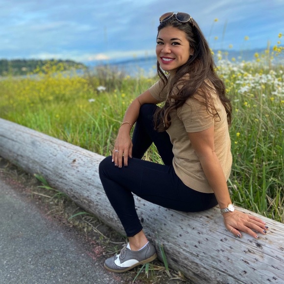 Meet your Posher, Chandra - Picture 2 of 5